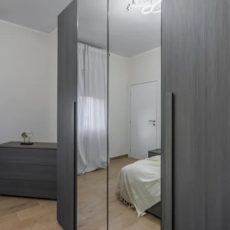 Ares&Athena Home - Pavia City - By Host4U Exterior photo